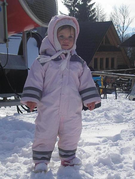 27.jpg - - Szeretem ha fényképeznek.  - Lubię, jak mnię fotografują.